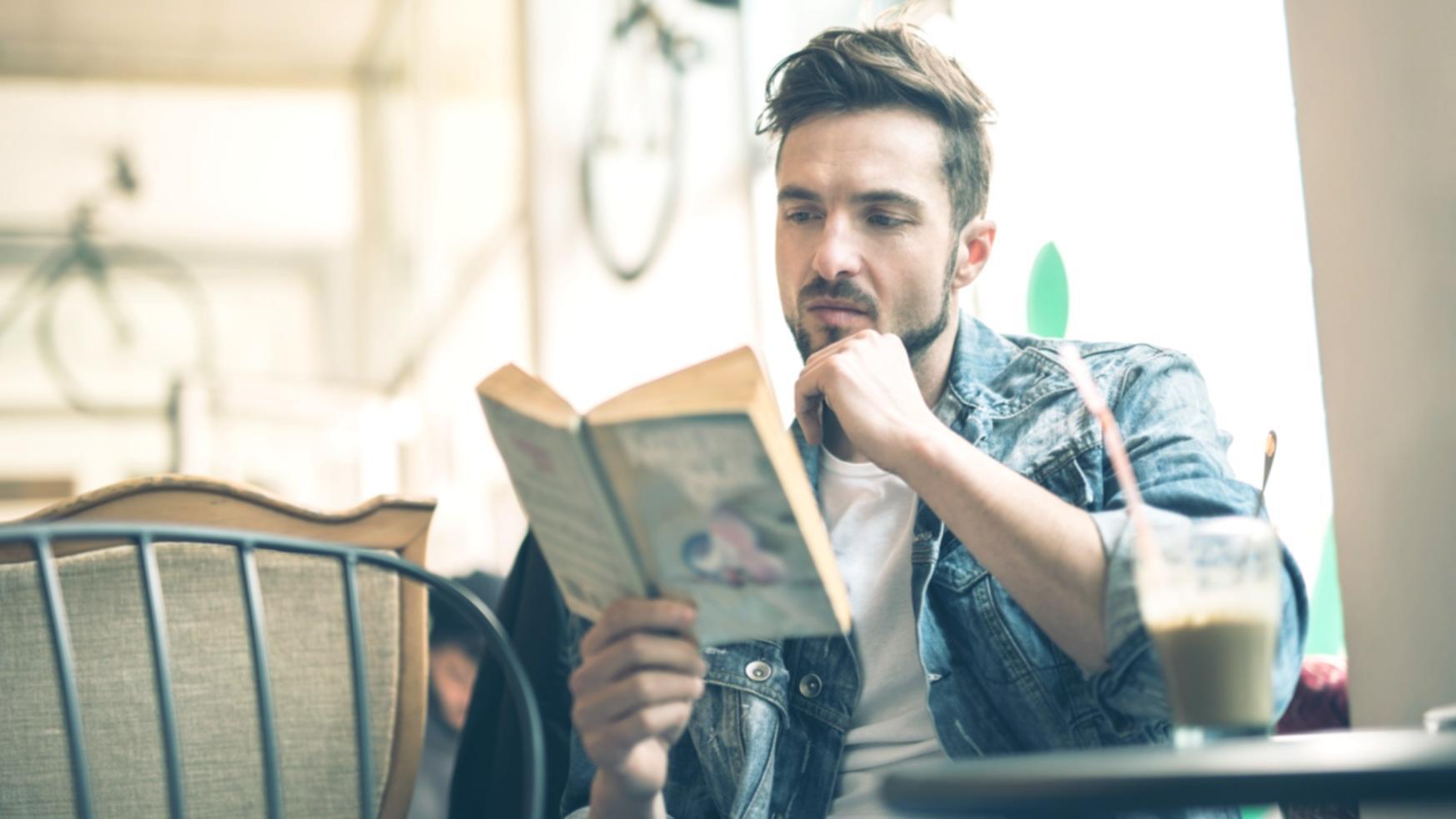 Finanzielle Bildung und Karriere bei Quinoravexil